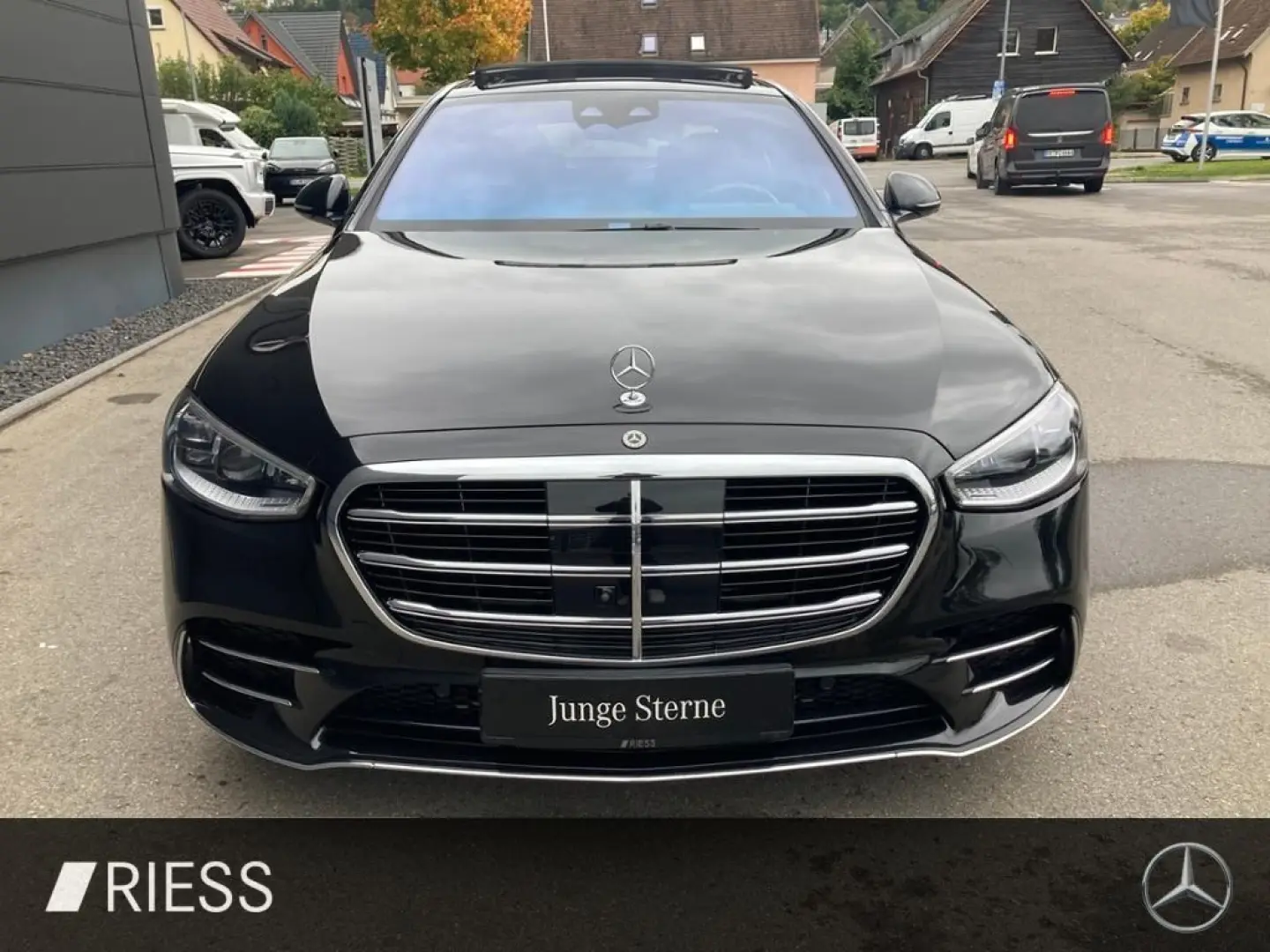 S 450 4M L AMG PANO BURM CHAUFF FOND ENTER HINTE