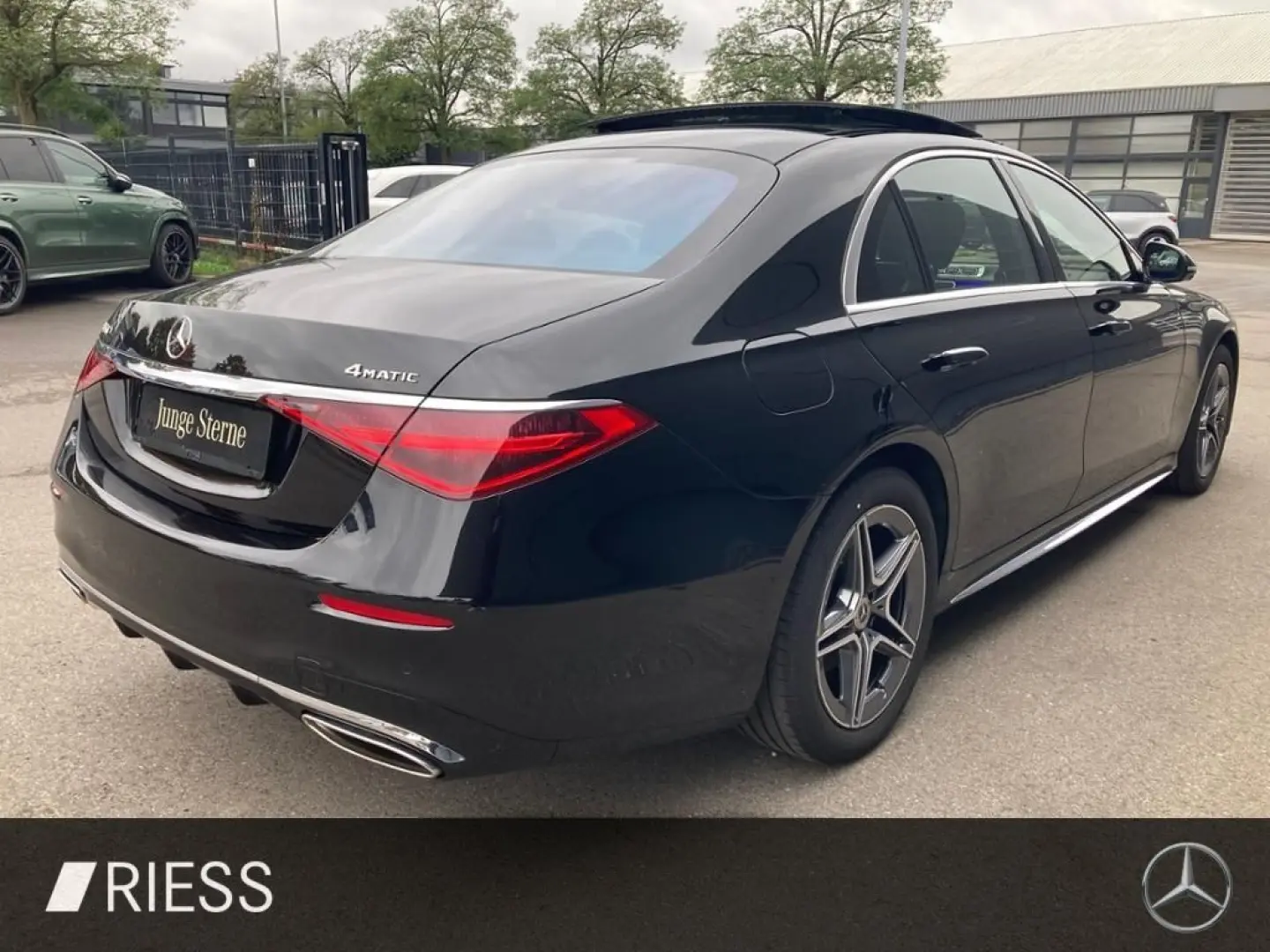 S 450 4M L AMG PANO BURM CHAUFF FOND ENTER HINTE