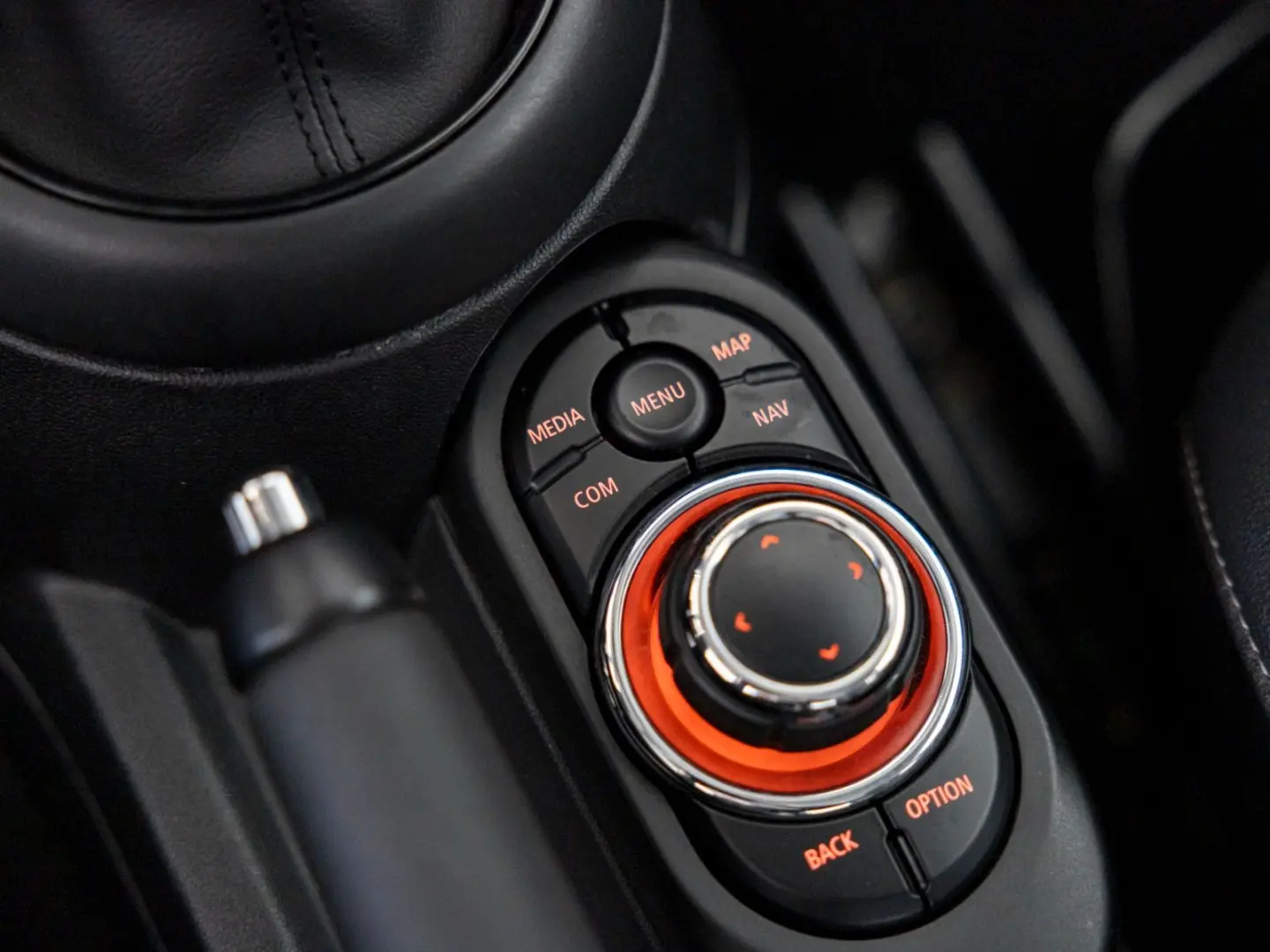 ONE Mini  NAVI-LEDER-KAMERA-GARANTIE-SERVICEPAKE