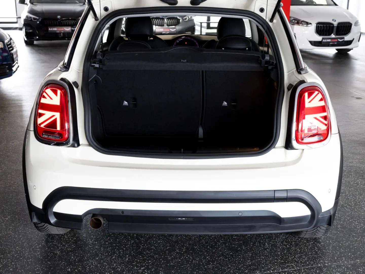 ONE Mini  NAVI-LEDER-KAMERA-GARANTIE-SERVICEPAKE