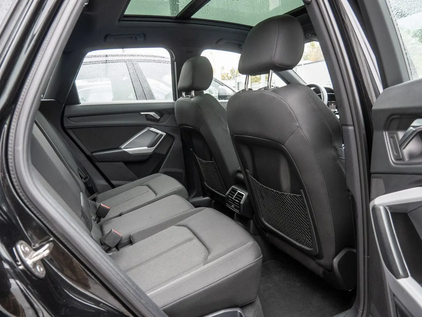 Q3 35 TDI advanced KAMERA NAVI AHK ACC LED PANO