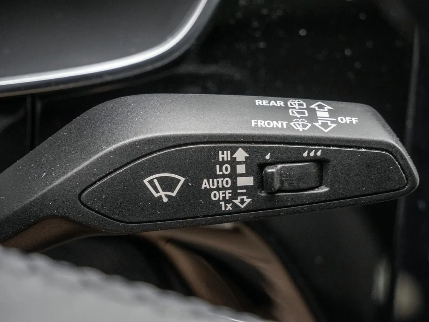 Q3 35 TDI advanced KAMERA NAVI AHK ACC LED PANO