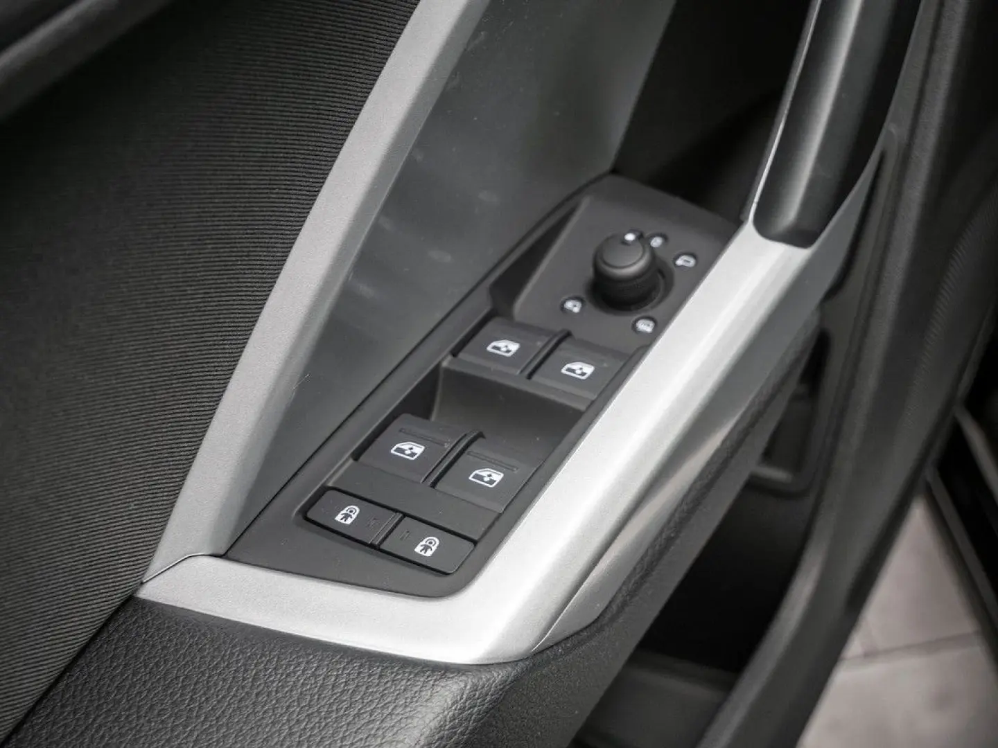 Q3 35 TDI advanced KAMERA NAVI AHK ACC LED PANO