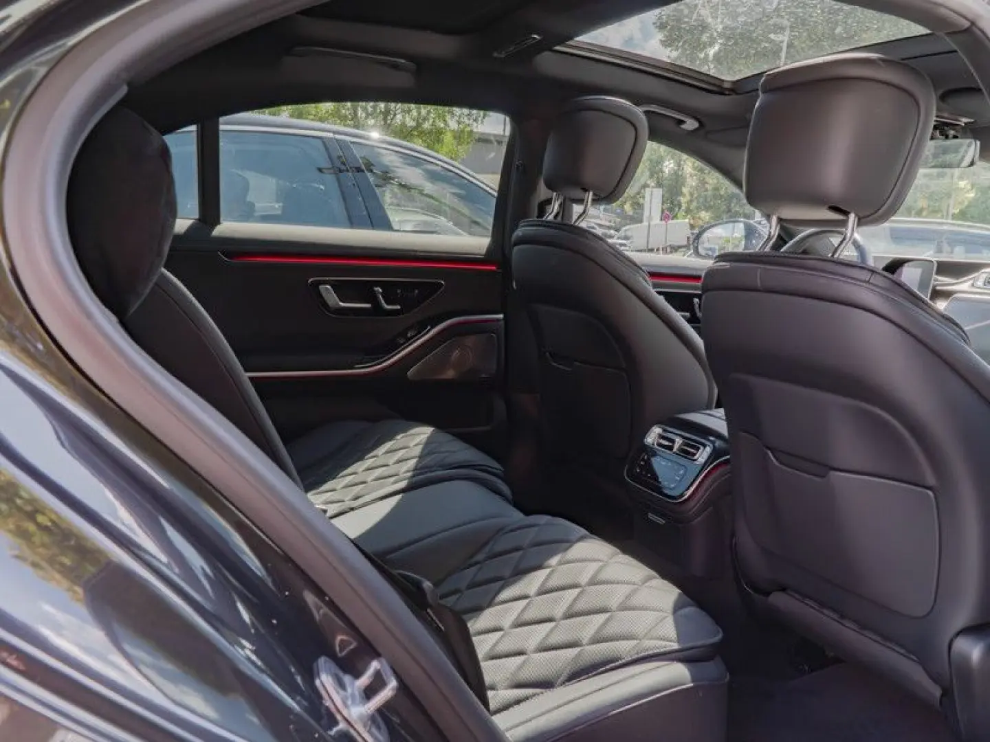 S 500 4M L AMG-Sport Pano Burm Sitzklima Airm 19