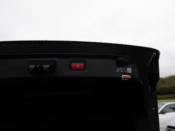 S 580 e AMG-Sport Exklusiv Pano Sitzklima TV 360