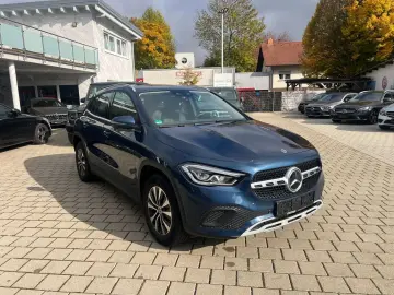 GLA 200 4Matic MBUX LED RCAM AHK