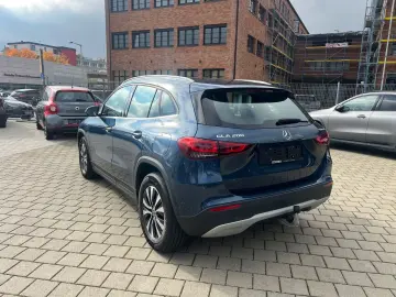 GLA 200 4Matic MBUX LED RCAM AHK