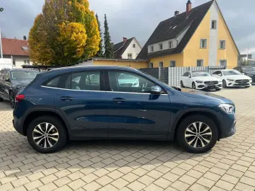 GLA 200 4Matic MBUX LED RCAM AHK