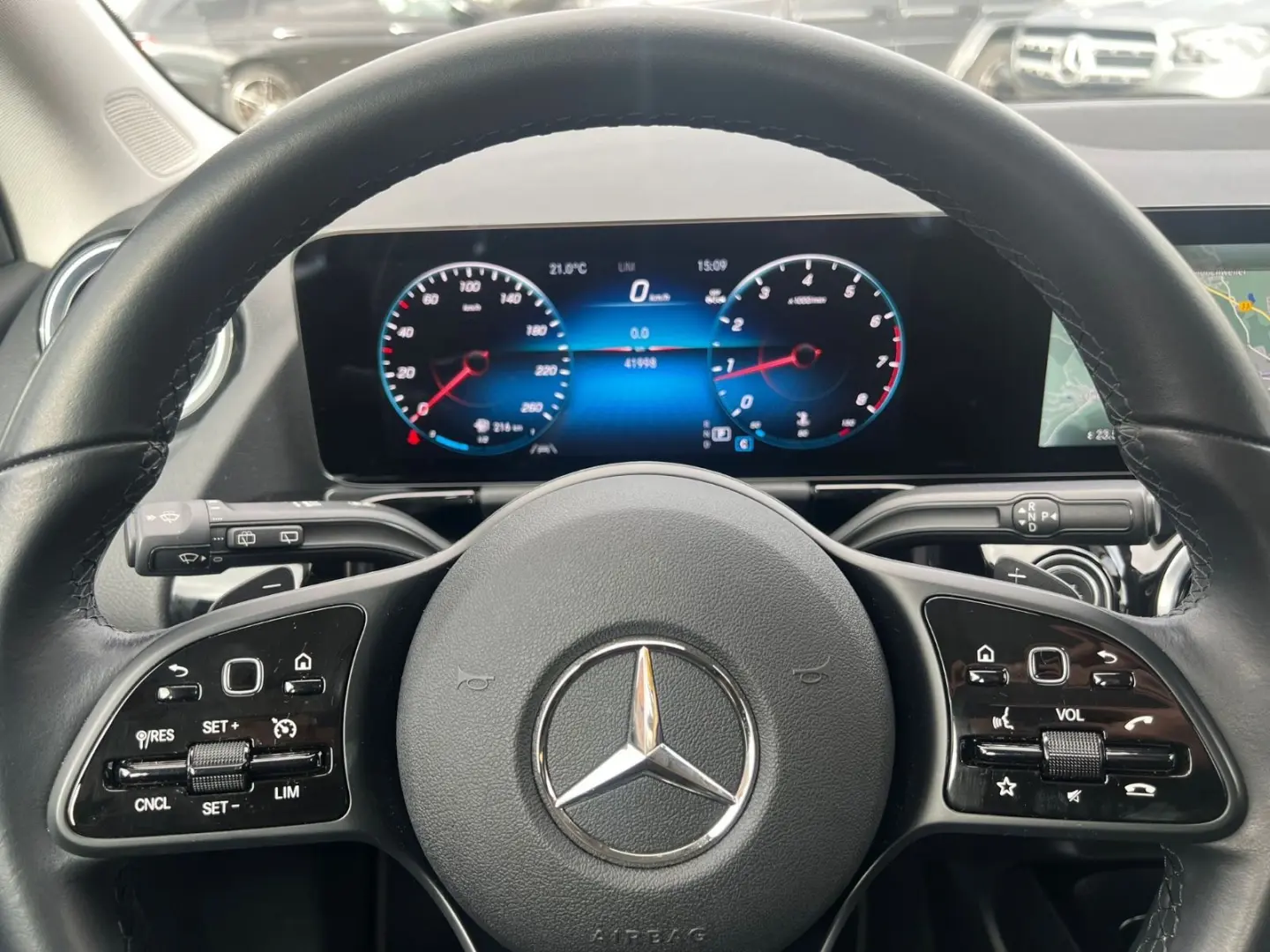 GLA 200 4Matic MBUX LED RCAM AHK