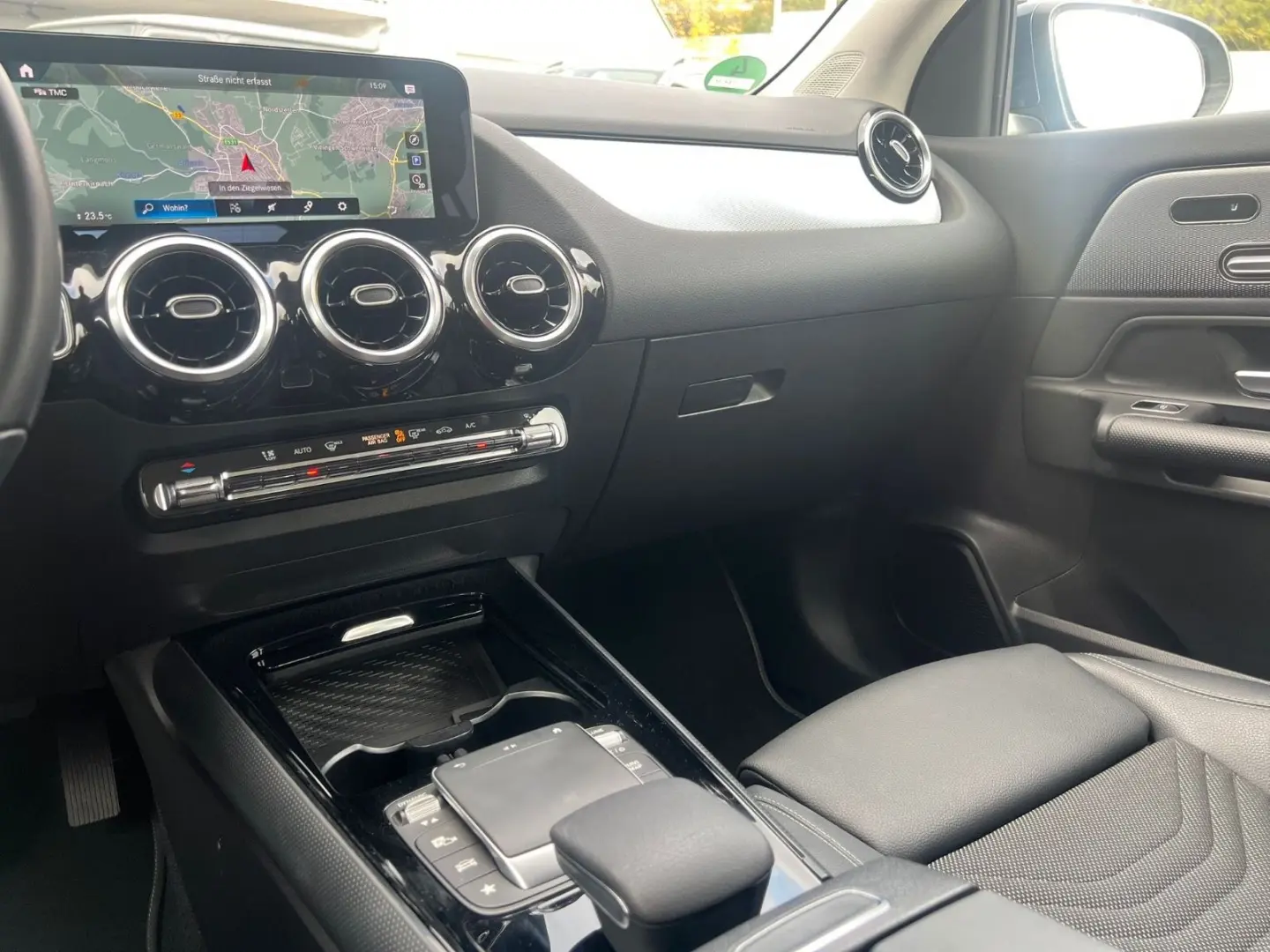 GLA 200 4Matic MBUX LED RCAM AHK