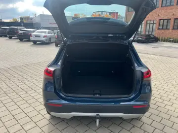 GLA 200 4Matic MBUX LED RCAM AHK