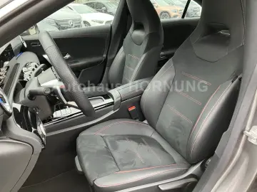 CLA 200 AMG PREMIUM AHK KAMERA KEYLESS LED APPLE