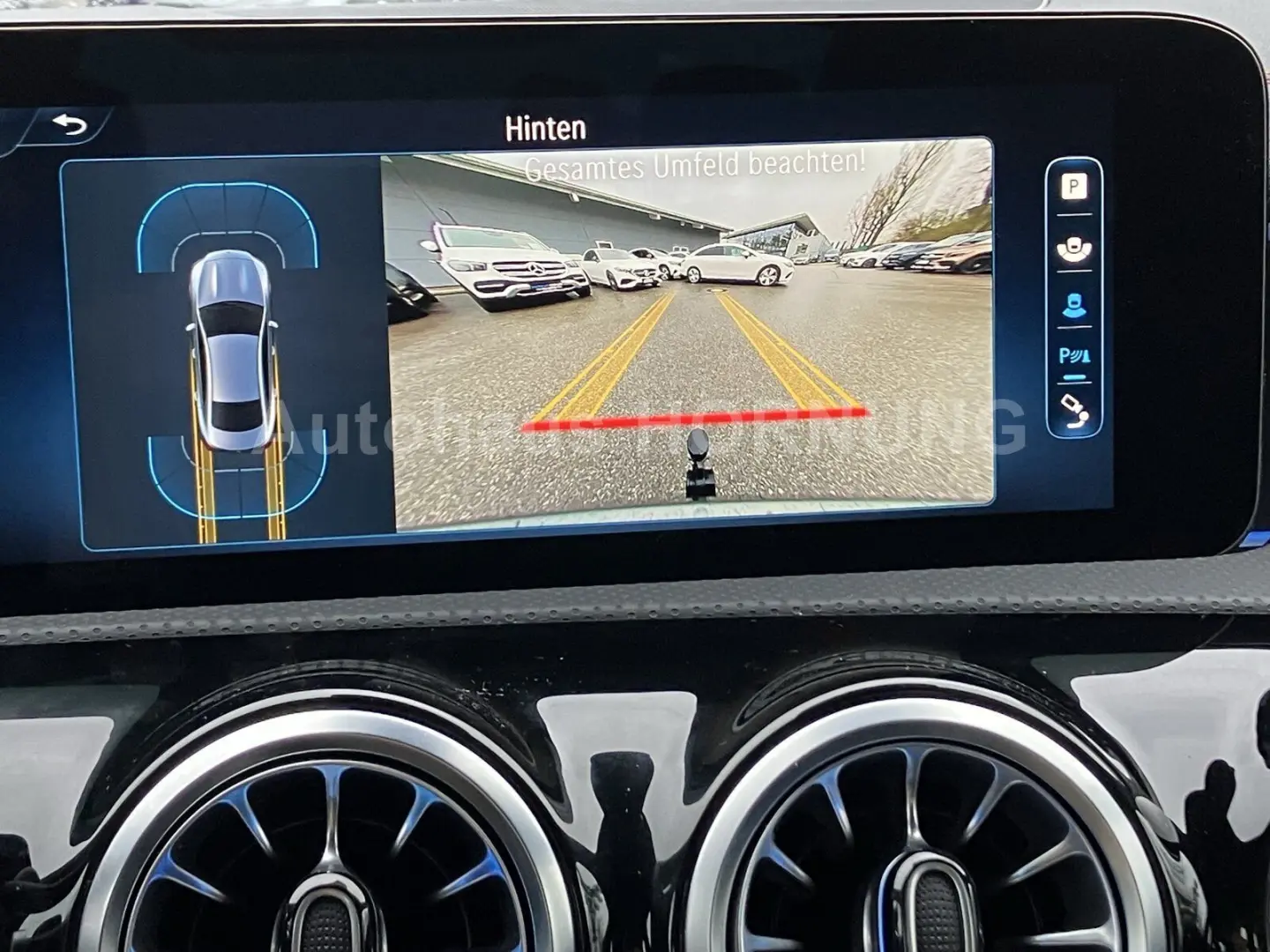 CLA 200 AMG PREMIUM AHK KAMERA KEYLESS LED APPLE