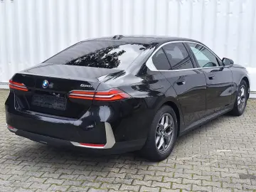 520 i NEUMOD VIRTU LEDER PROF HUD LED H&K 360 M