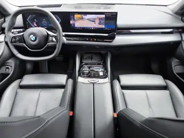 520 i NEUMOD VIRTU LEDER PROF HUD LED H&K 360 M