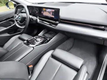 520 i NEUMOD VIRTU LEDER PROF HUD LED H&K 360 M