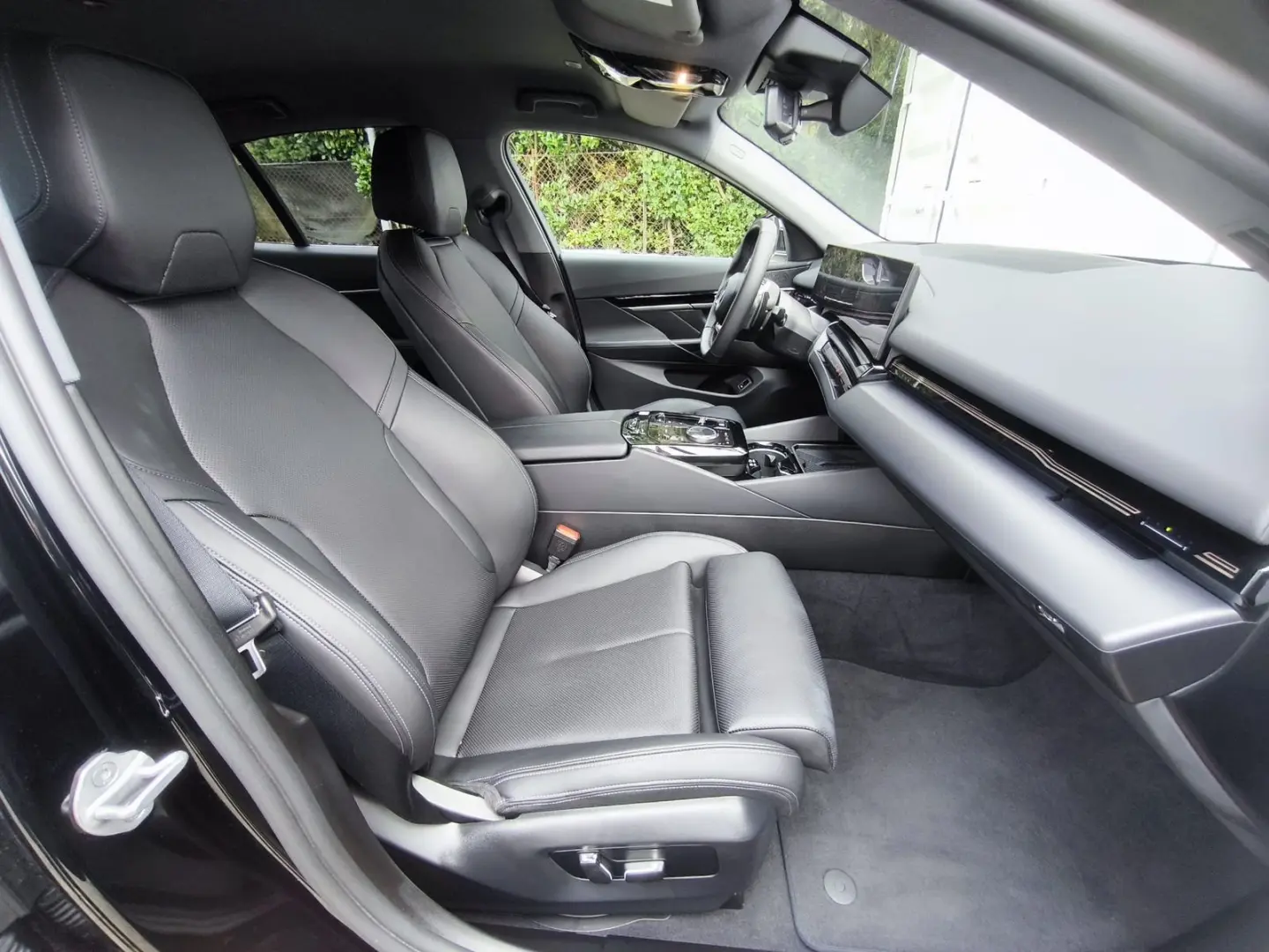 520 i NEUMOD VIRTU LEDER PROF HUD LED H&K 360 M