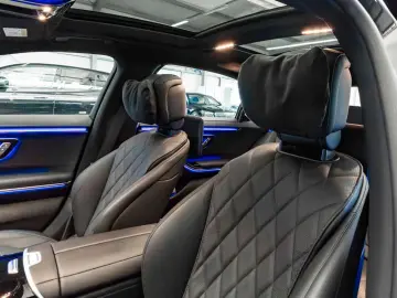 S 450d 4M L AMG Line   Rear Steering   Head-Up