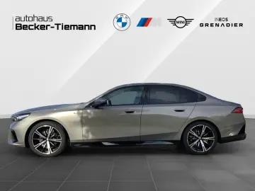 520d xDrive Limousine 20    M Paket   Pano   Bow