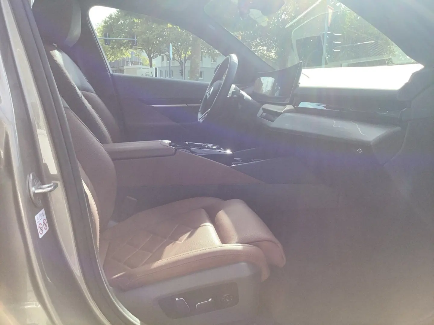 520d xDrive Limousine 20    M Paket   Pano   Bow