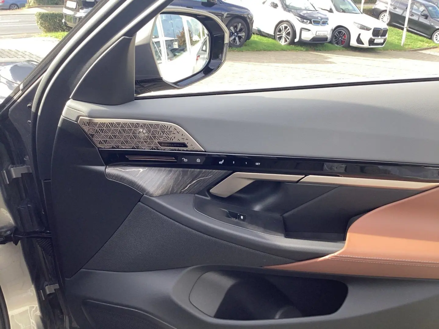 520d xDrive Limousine 20    M Paket   Pano   Bow