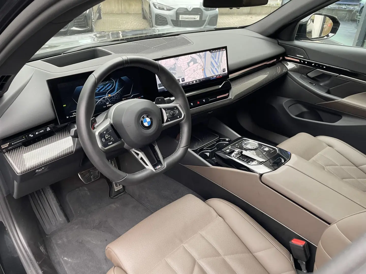 520i Limousine M Sportpaket   Head-Up H&K AHK