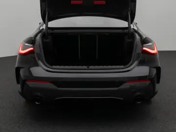 430i xD Coupé M Sport Laser Kamera DAB H K19Zoll