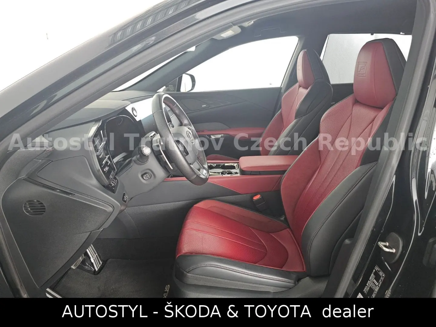 RX 500 h 2.4 HEV 371k F Sport PLUS