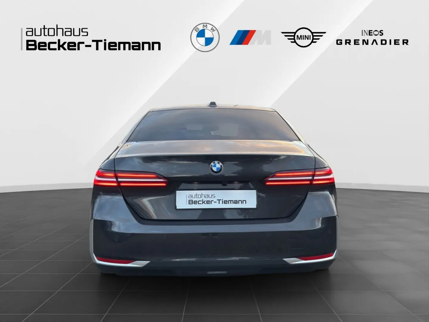 520i Limousine   360 Kam   HarmanK   Memory   4-