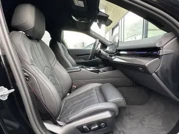 540d xDrive M Sport Pro Standeizung   B&W   AHK