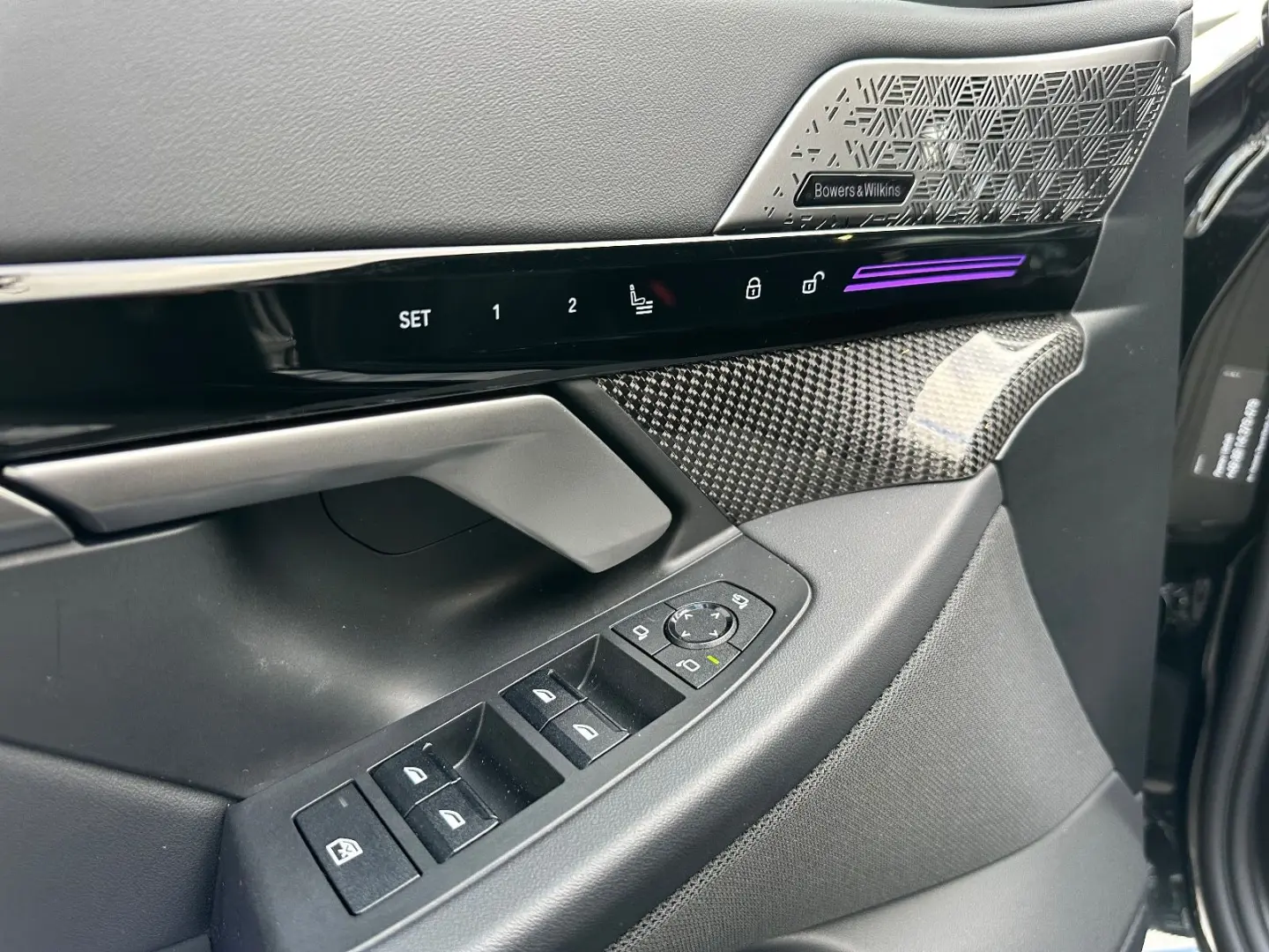 540d xDrive M Sport Pro Standeizung   B&W   AHK