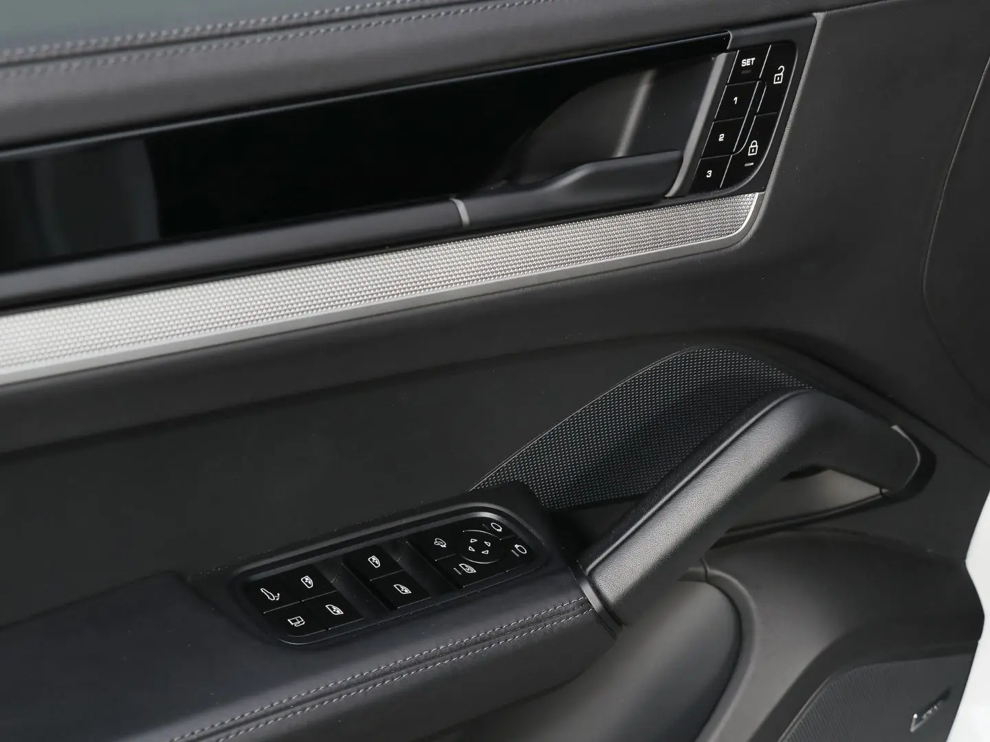 Cayenne E-Hybrid InnoDrive BOSE Surround-View