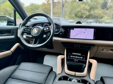 Cayenne HUD NAVI CAMERA-360 PANO BOSE