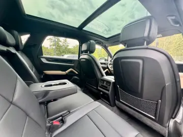 Cayenne HUD NAVI CAMERA-360 PANO BOSE