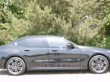 5 Lim. 520 i    M-Sportpaket Sport-Carbon