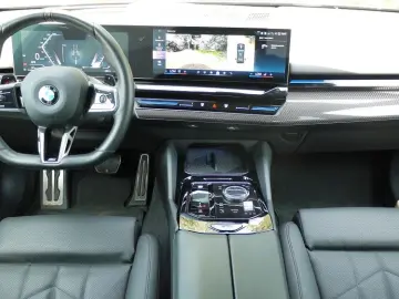 5 Lim. 520 i    M-Sportpaket Sport-Carbon