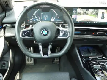 5 Lim. 520 i    M-Sportpaket Sport-Carbon