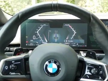 5 Lim. 520 i    M-Sportpaket Sport-Carbon