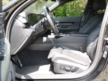 5 Lim. 520 i    M-Sportpaket Sport-Carbon