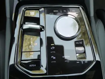 5 Lim. 520 i    M-Sportpaket Sport-Carbon