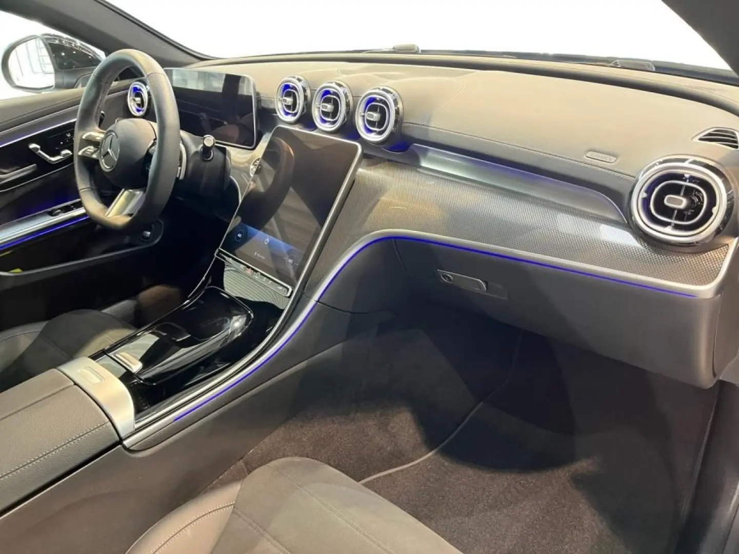 CLE 220 d Coupe AMG  MBUX Pano DigitalLight ACC