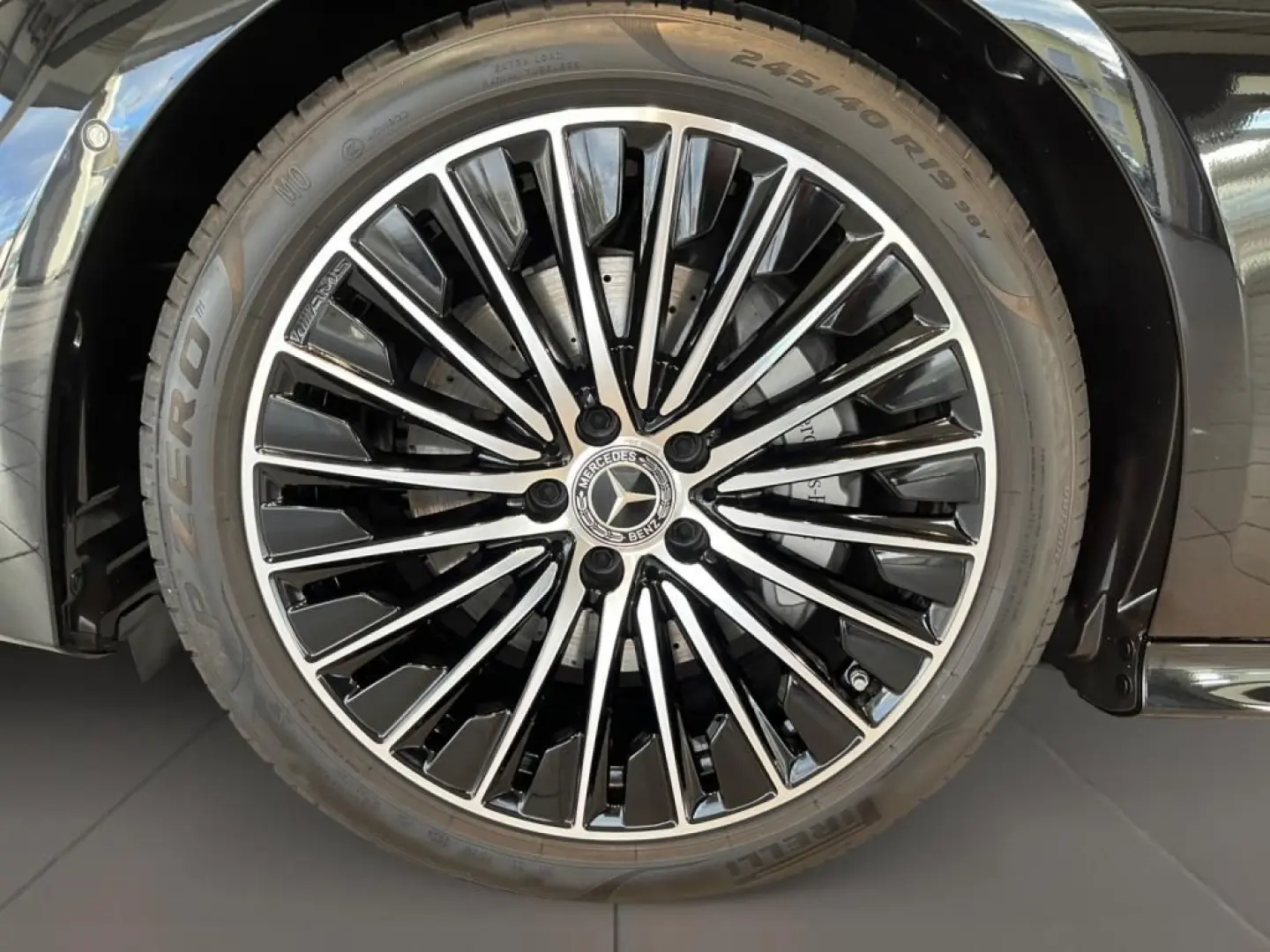 CLE 220 d Coupe AMG  MBUX Pano DigitalLight ACC