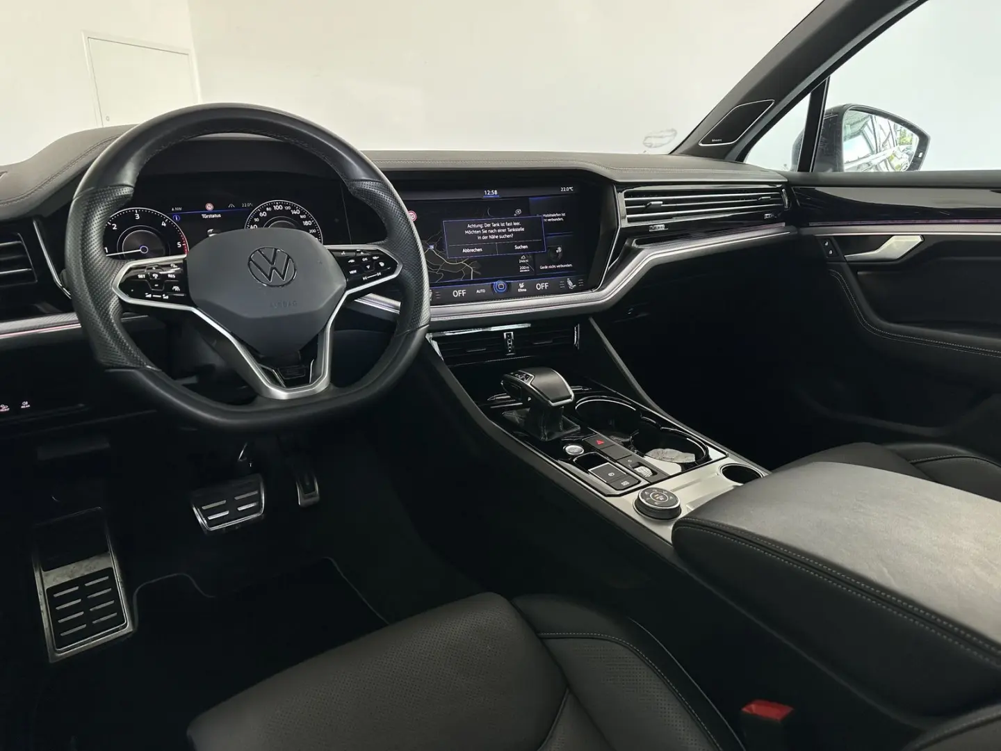 Touareg R-Line 4M  HUD  AHK  MASS  DYN  STHZ  21