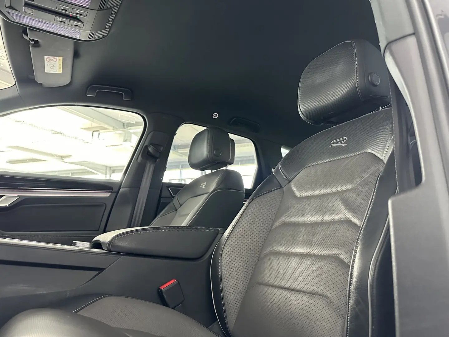 Touareg R-Line 4M  HUD  AHK  MASS  DYN  STHZ  21