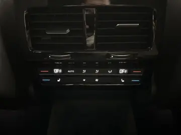 Touareg R-Line 4M  HUD  AHK  MASS  DYN  STHZ  21