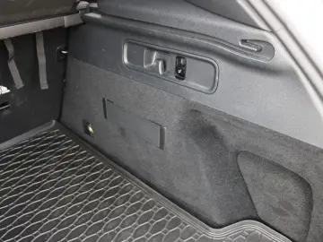 GLC 200 AMG 4Matic Pano AHK Garantie