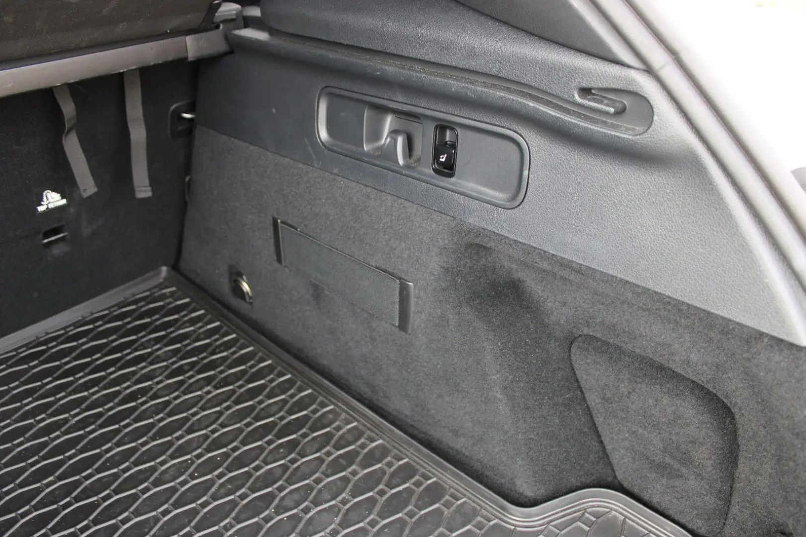 GLC 200 AMG 4Matic Pano AHK Garantie