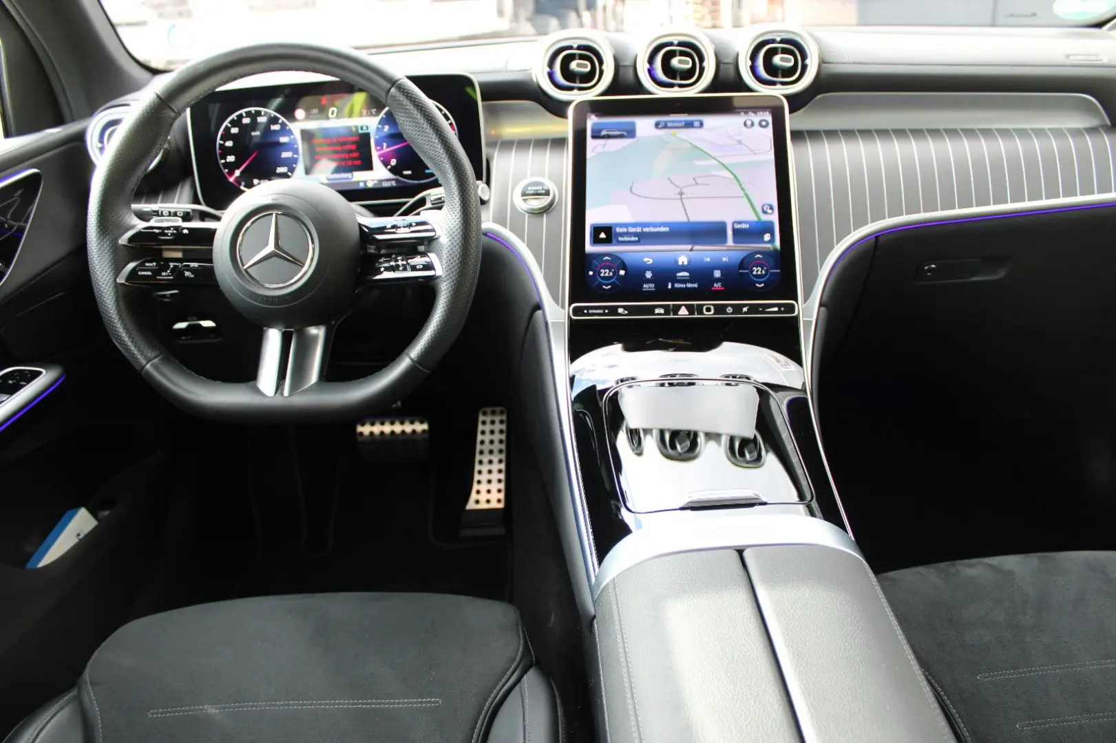 GLC 200 AMG 4Matic Pano AHK Garantie