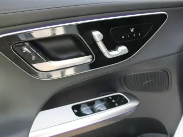 GLC 200 AMG 4Matic Pano AHK Garantie