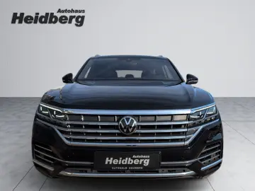 Touareg IQ-Matrix AHK Luftfw PANO StHz INNOVISIO